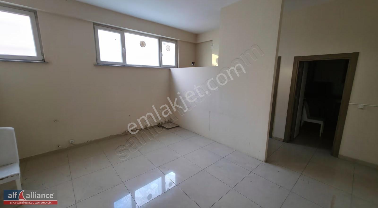 İkitelli Caddesi'nde 250m² Kdv'li Ofis & İşyeri -m9 Metro Yakını - Görsel 13