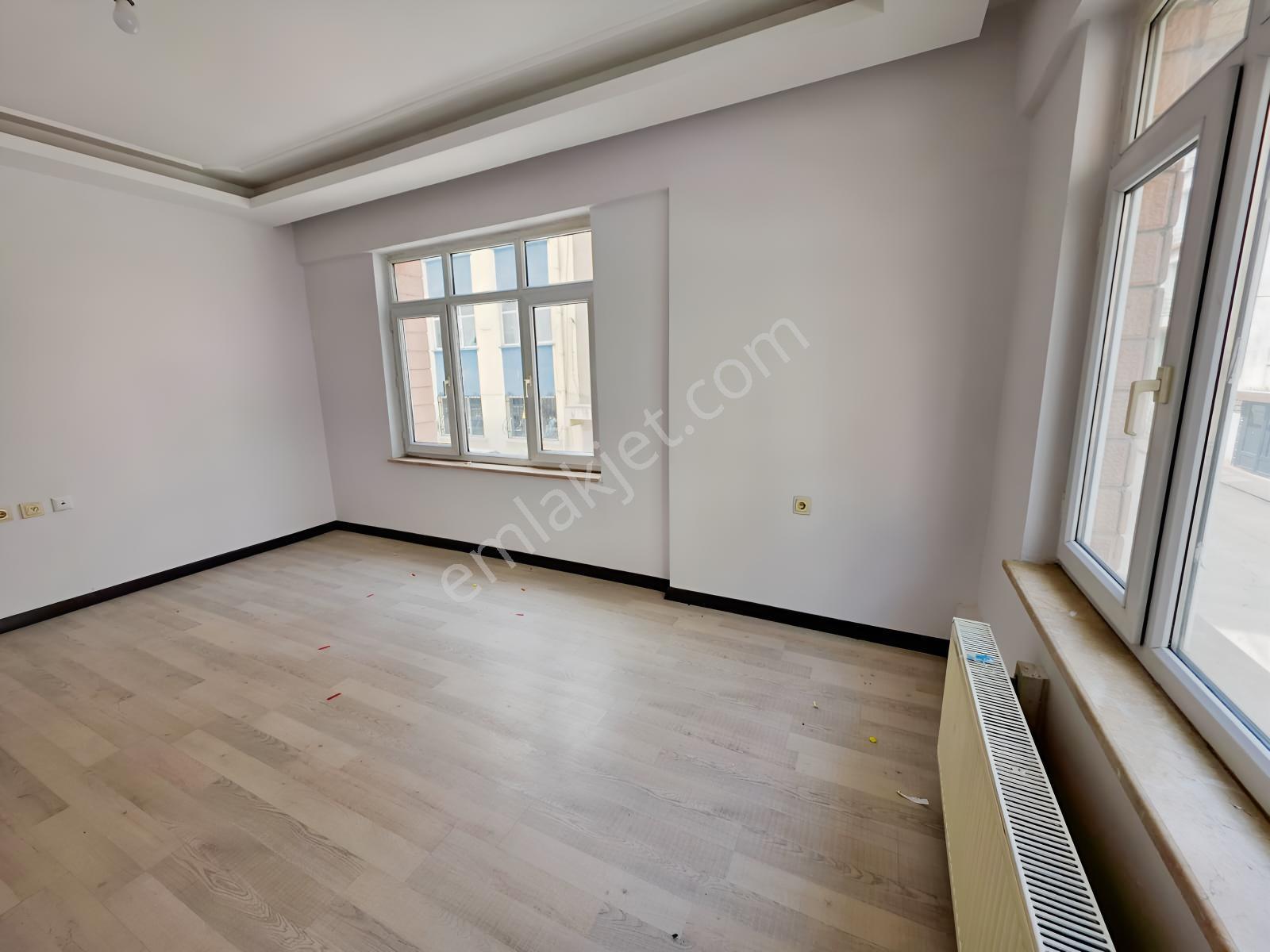 Gökmeydan'da Köşe Konum 120m2 3+1 Bakımlı Daire - Görsel 11