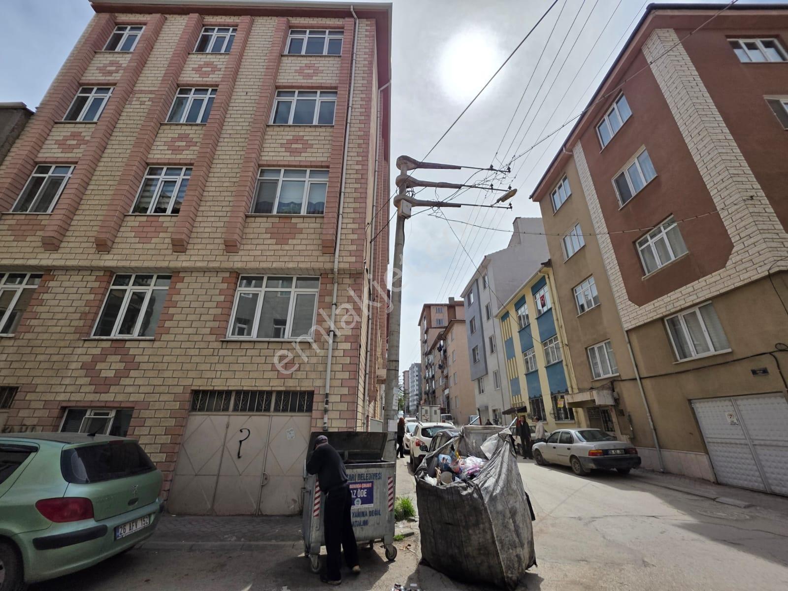 Gökmeydan'da Köşe Konum 120m2 3+1 Bakımlı Daire - Görsel 20
