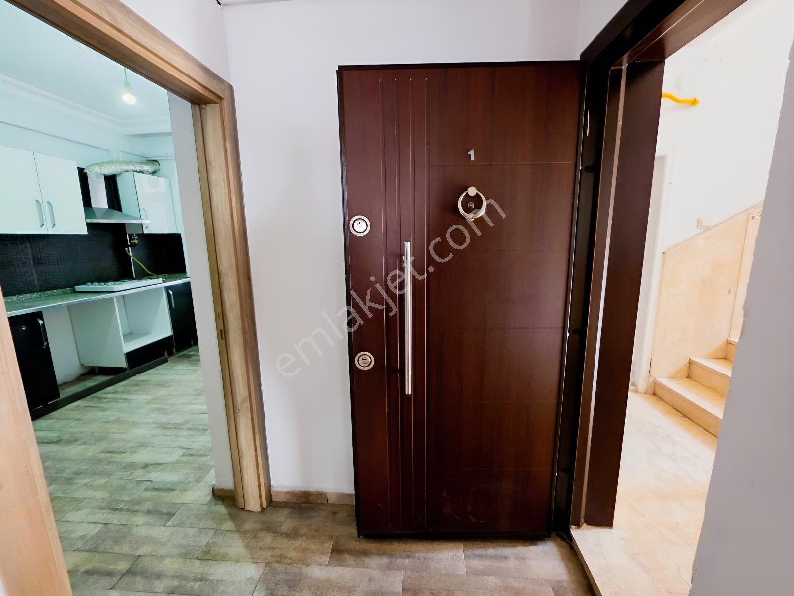 Gökmeydan'da Köşe Konum 120m2 3+1 Bakımlı Daire - Görsel 19