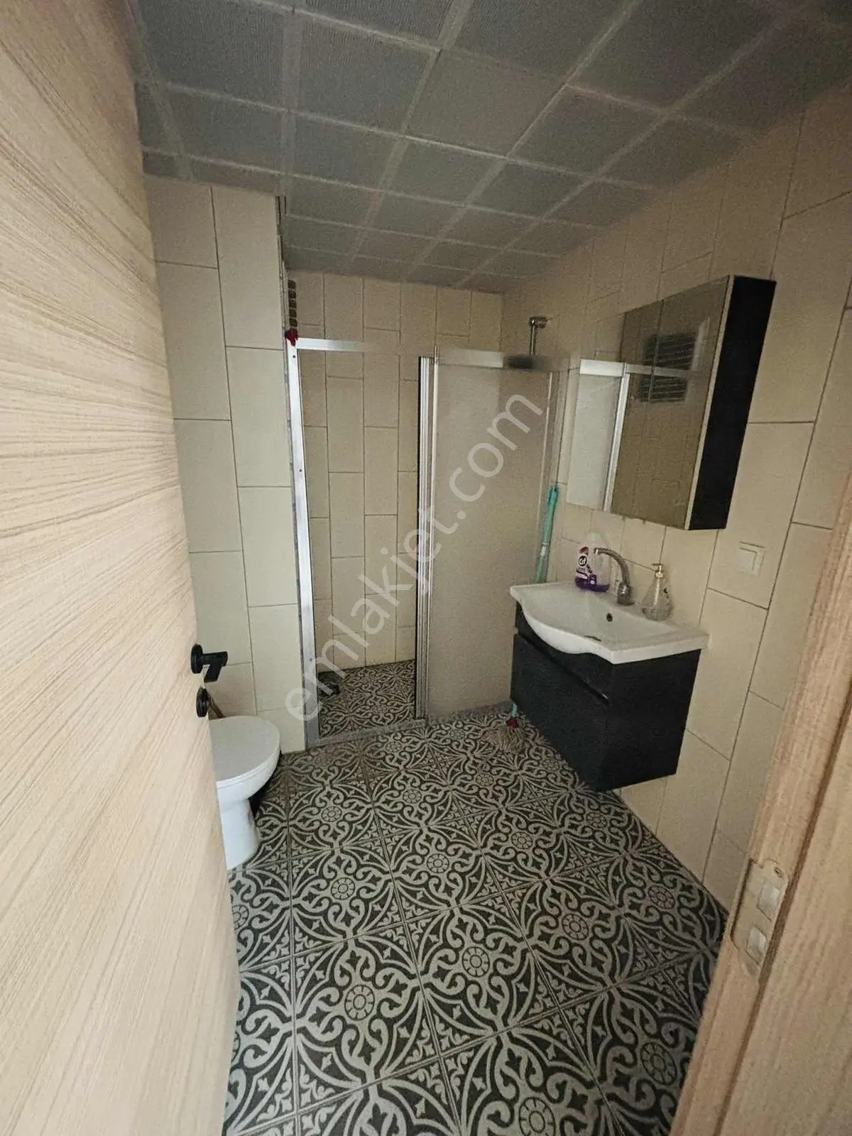 Bayırda Kiralık 2+1 Daire - Görsel 7
