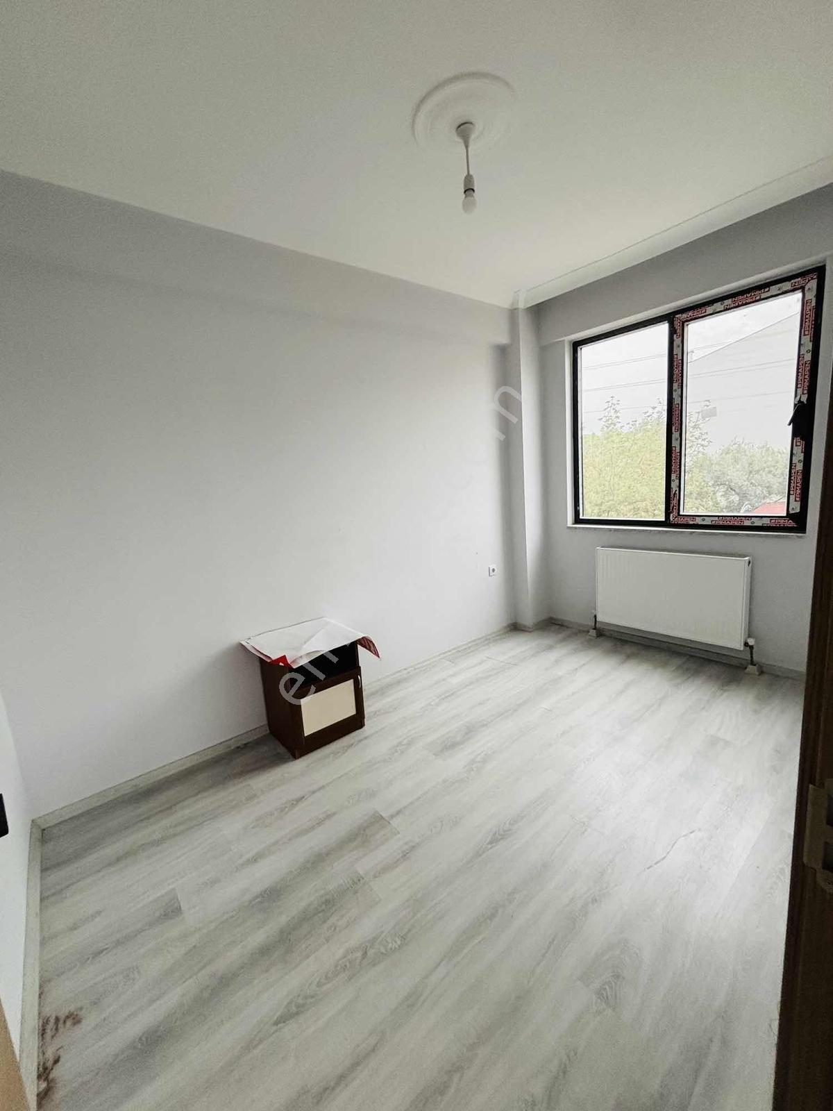 Bayırda Kiralık 2+1 Daire - Görsel 3