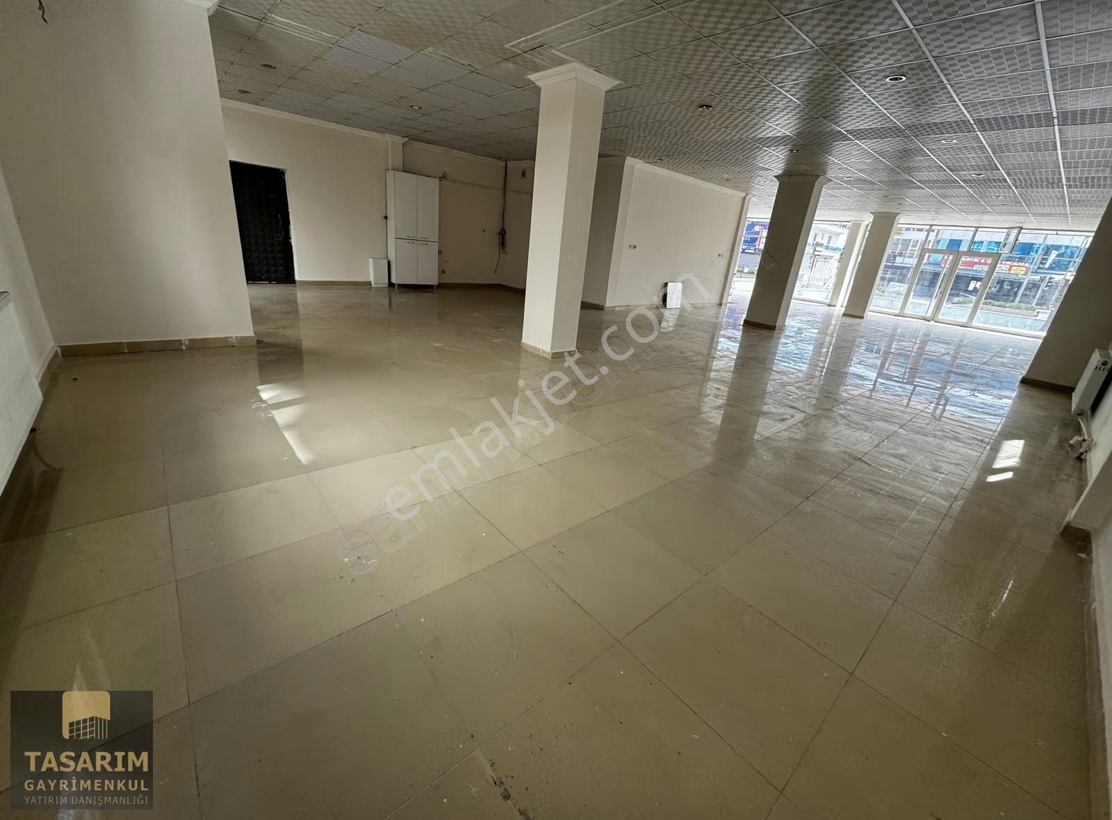 Bağlıca Sınırı İşlek Caddede Tabela Değeri Yüksek 450m² İş Yeri - Görsel 3