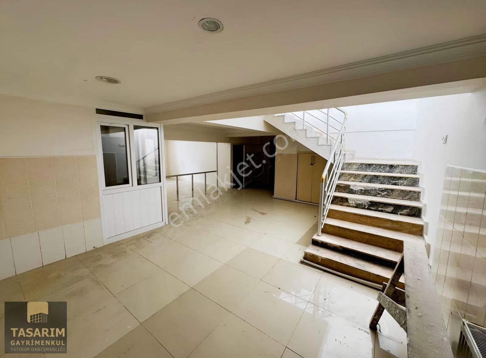 Bağlıca Sınırı İşlek Caddede Tabela Değeri Yüksek 450m² İş Yeri - Görsel 22