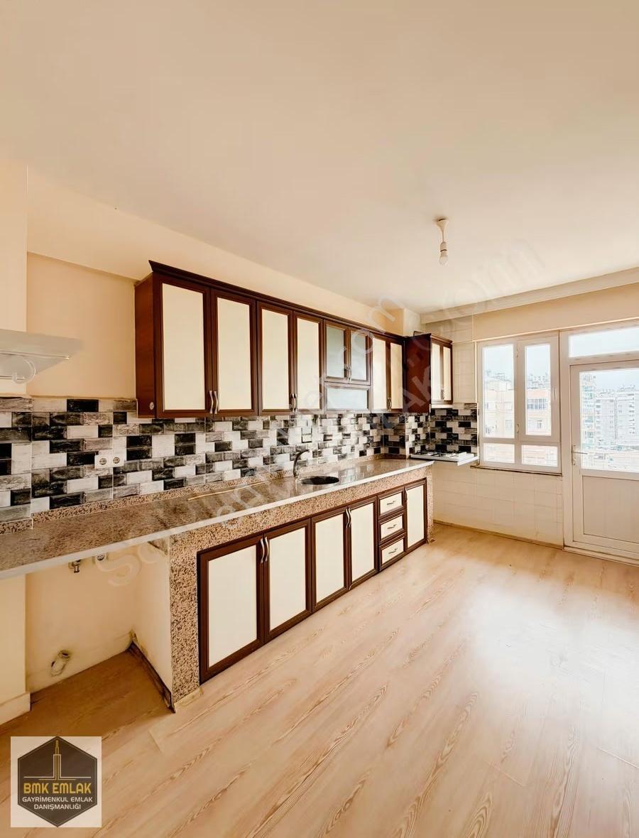 Bmk'dan Kumluca Merkezde 3+1 Cadde Üzeri Kiralık Daire - Görsel 19