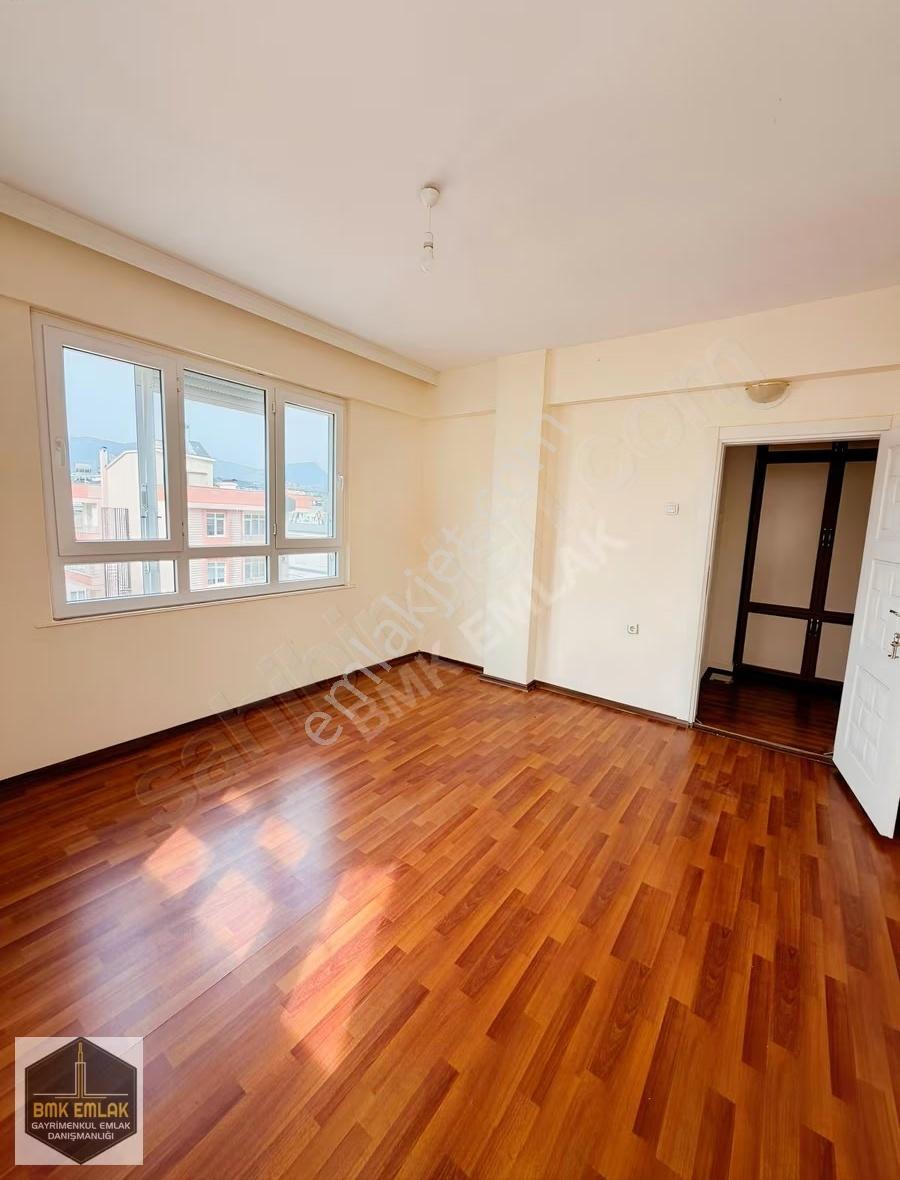 Bmk'dan Kumluca Merkezde 3+1 Cadde Üzeri Kiralık Daire - Görsel 32