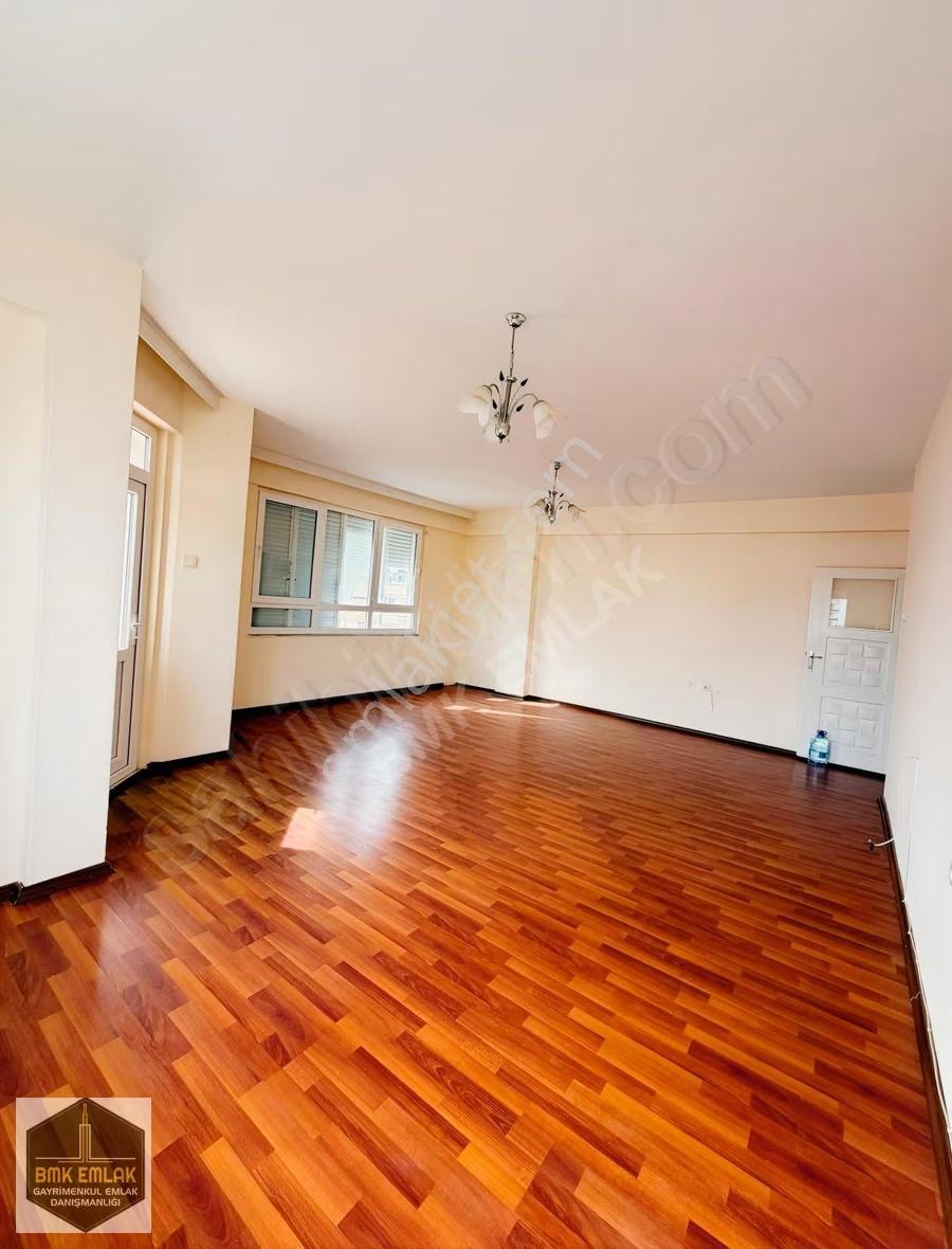 Bmk'dan Kumluca Merkezde 3+1 Cadde Üzeri Kiralık Daire - Görsel 5