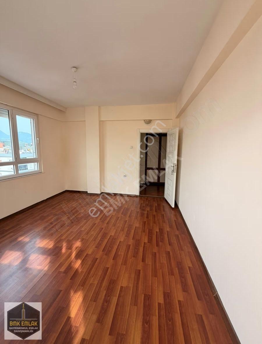Bmk'dan Kumluca Merkezde 3+1 Cadde Üzeri Kiralık Daire - Görsel 15
