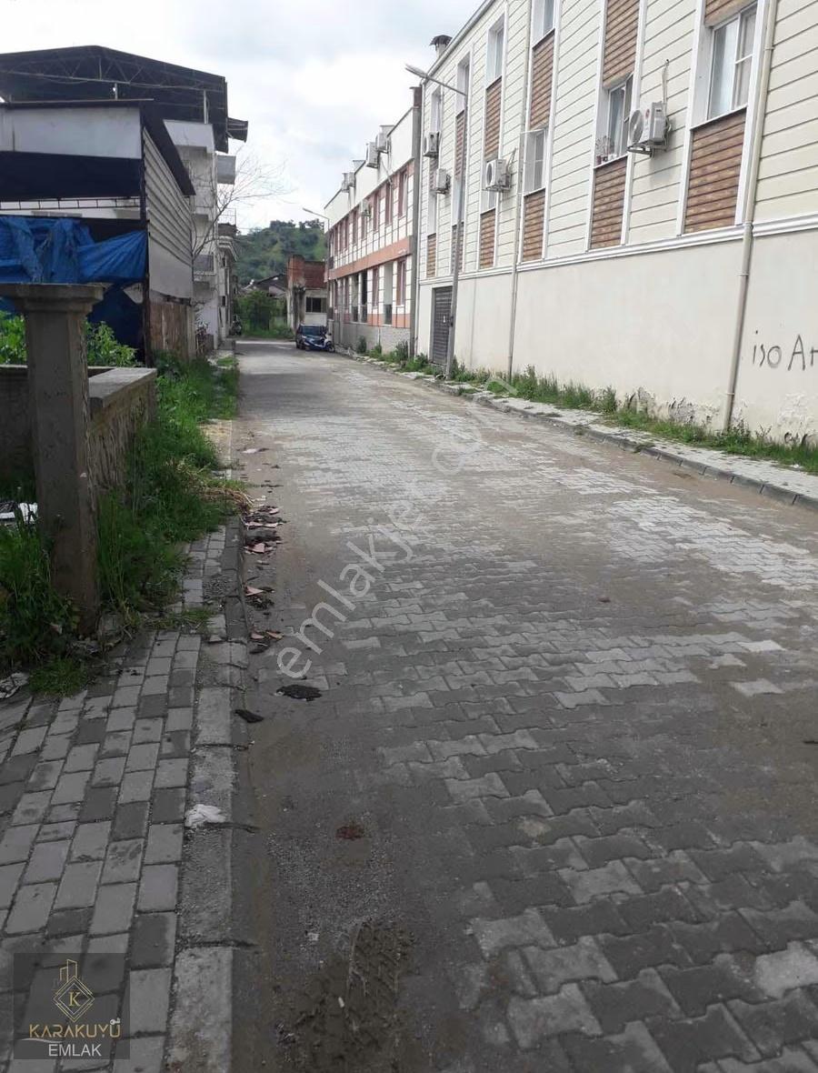 Üniversite Nın Altında - Görsel 11