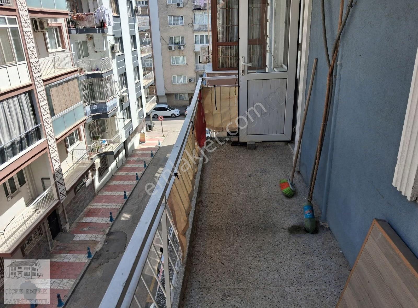 Alaybeyde Satılık Arakat Daire 3+1