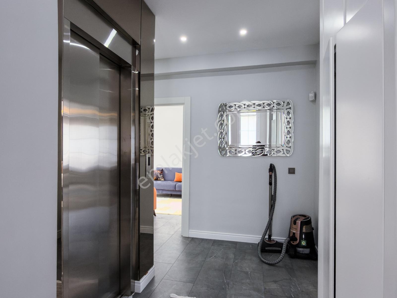 Ahlatlıbelde İskanlı 5+2 Villa-asansörlü-geniş Bahçeli - Görsel 32