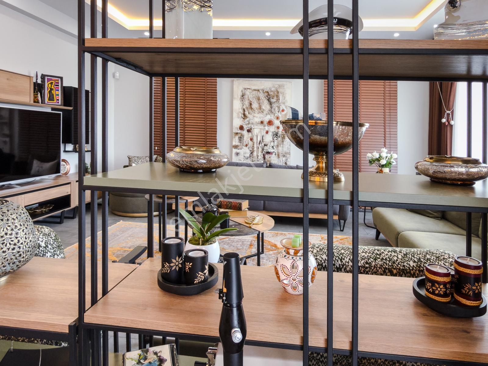 Ahlatlıbelde İskanlı 5+2 Villa-asansörlü-geniş Bahçeli - Görsel 15