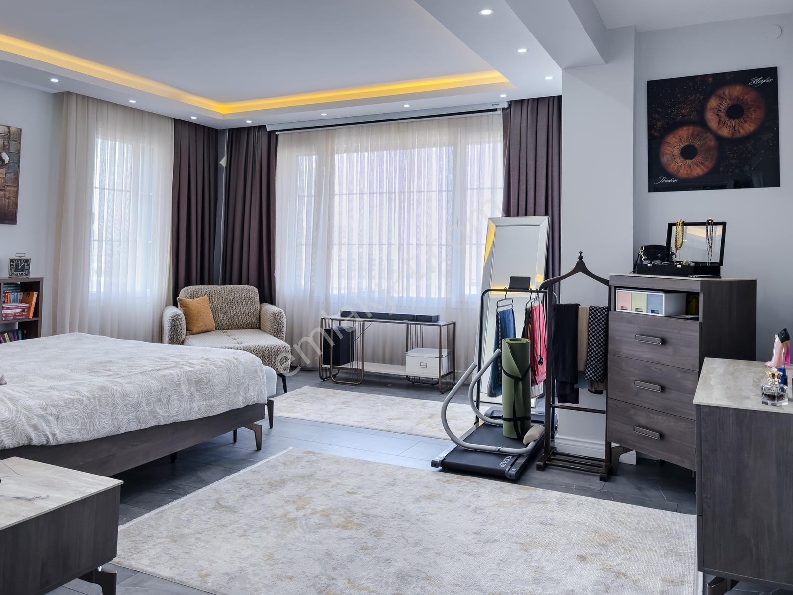 Ahlatlıbelde İskanlı 5+2 Villa-asansörlü-geniş Bahçeli - Görsel 2
