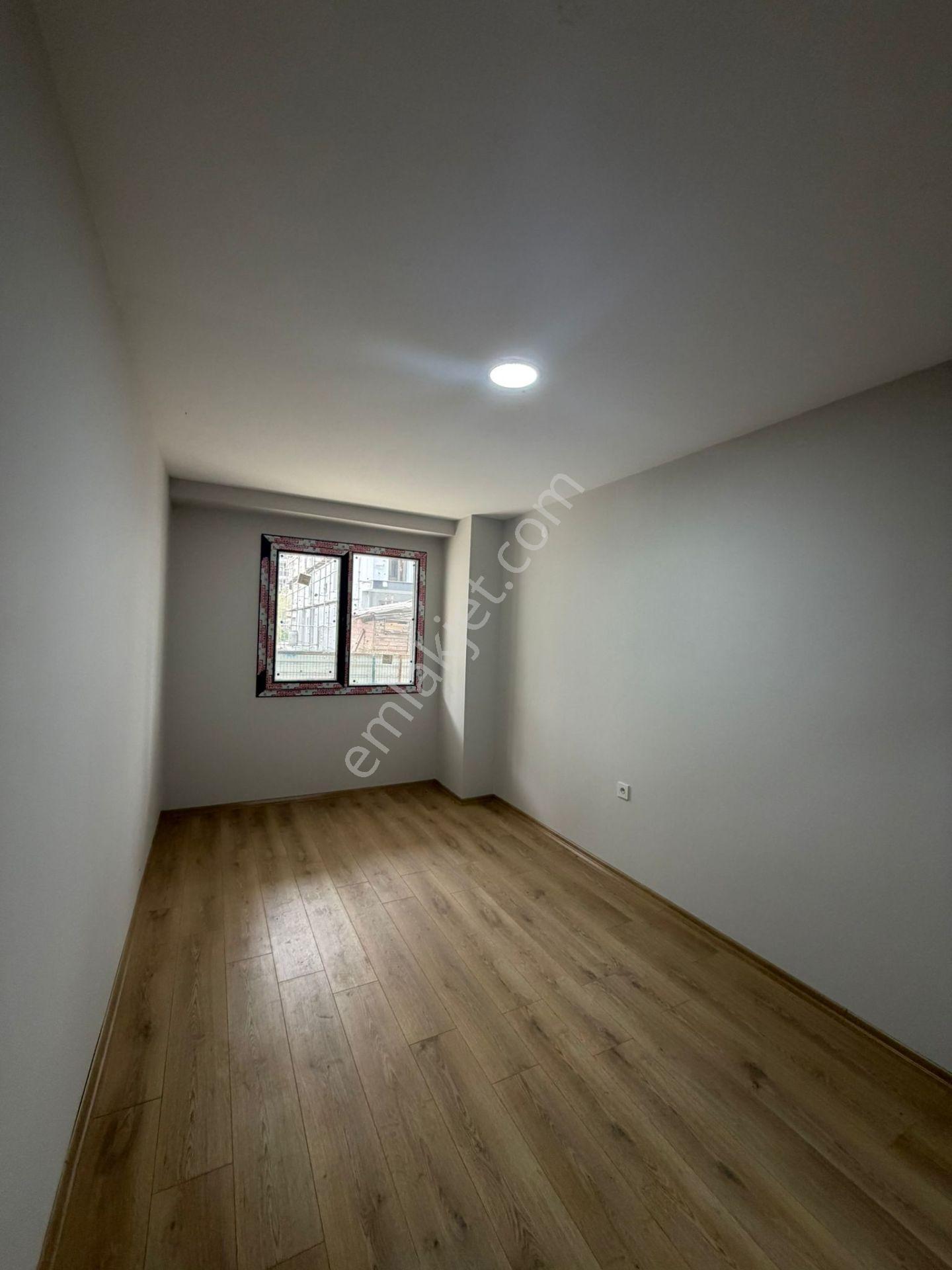 Bakırçay Üniversitesi Yakını Bahçeli 1+1 Daire - Görsel 24