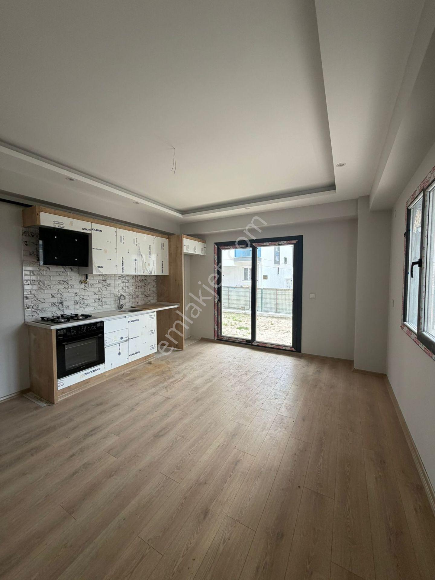 Bakırçay Üniversitesi Yakını Bahçeli 1+1 Daire - Görsel 14