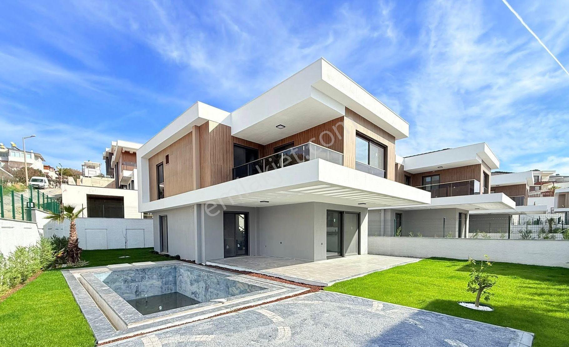 Kuşadası Karaova Soğucak Mevkiinde 4+1 Sıfır Tek Müstakil Özel Havuzlu Fırsat Villa - Görsel 2