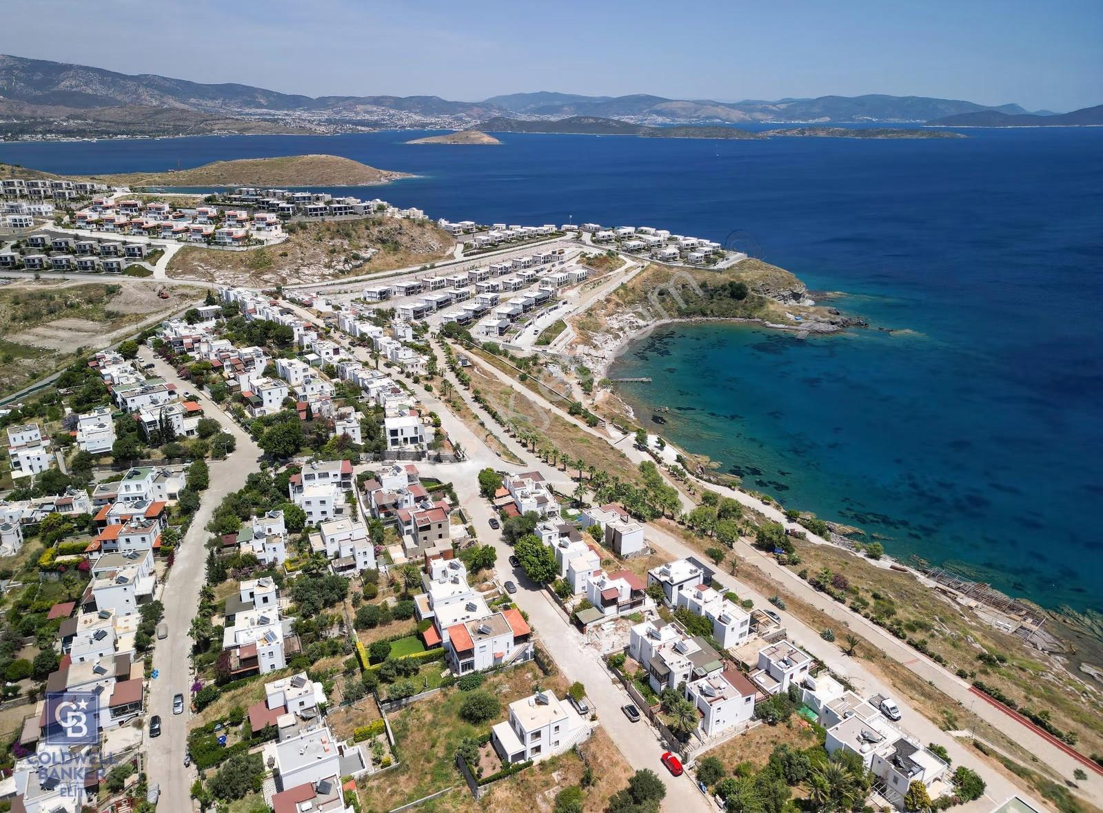 Akyarlar Kalekent Sitesi'nde 4+1 Plajlı Villa - Görsel 16