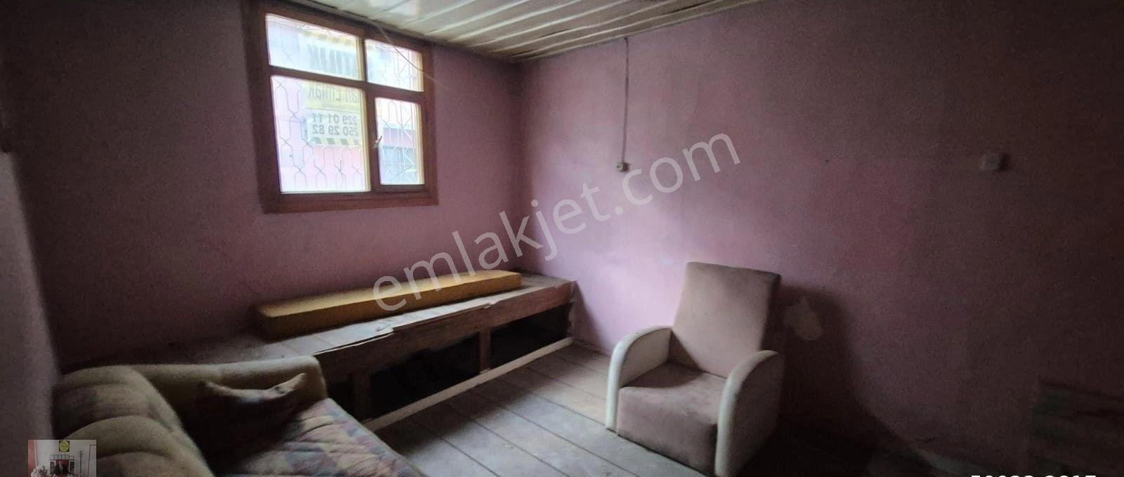 Tarihi Sulusokak İçinde Satılık 3+1 Müstakil Ev - Görsel 23
