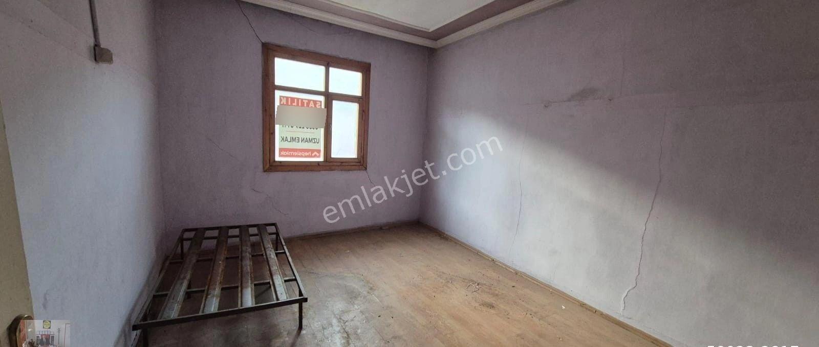 Tarihi Sulusokak İçinde Satılık 3+1 Müstakil Ev - Görsel 26
