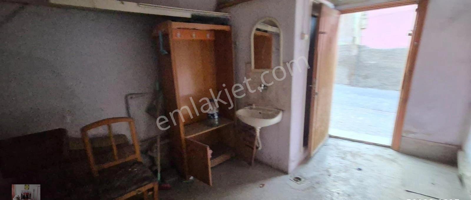 Tarihi Sulusokak İçinde Satılık 3+1 Müstakil Ev - Görsel 20