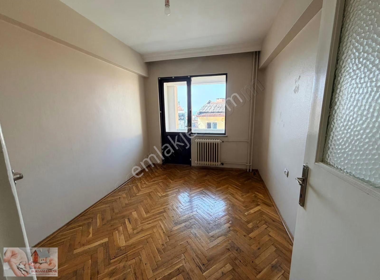 Namazgah Caddesi'nde Satılık 3+1 Asansörlü Daire - Görsel 7