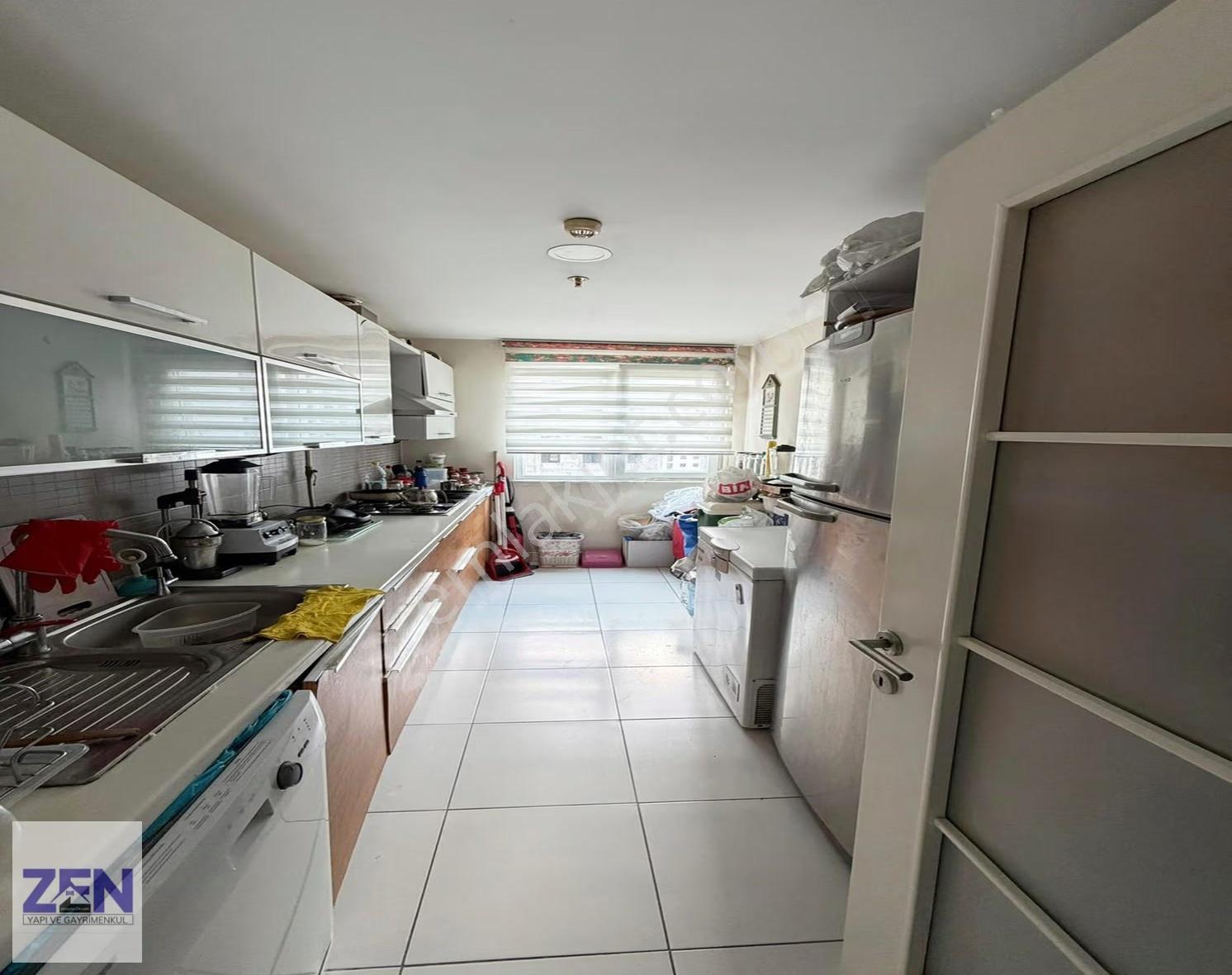 İnnovia Sitesinde Havuz Manzaralı Kat Mülkiyetli 3+1 Satılık - Görsel 24