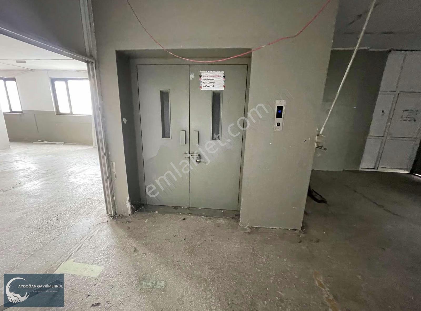 Aydoğan'dan İşhanın'da Net 600 M2 - Görsel 4