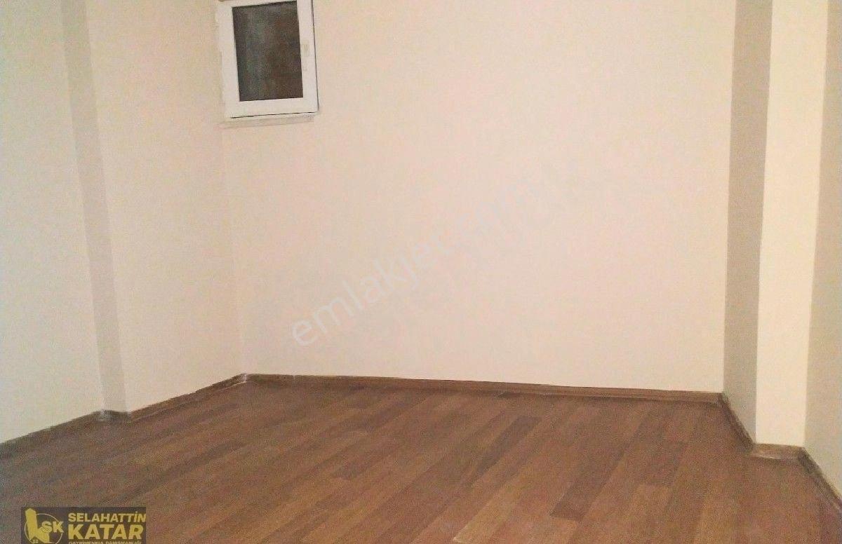 Hacıseyfettin Mah.incirli Caddesi Altı.2+1.90m.2.kat.kombili Asansörlü Daire - Görsel 12