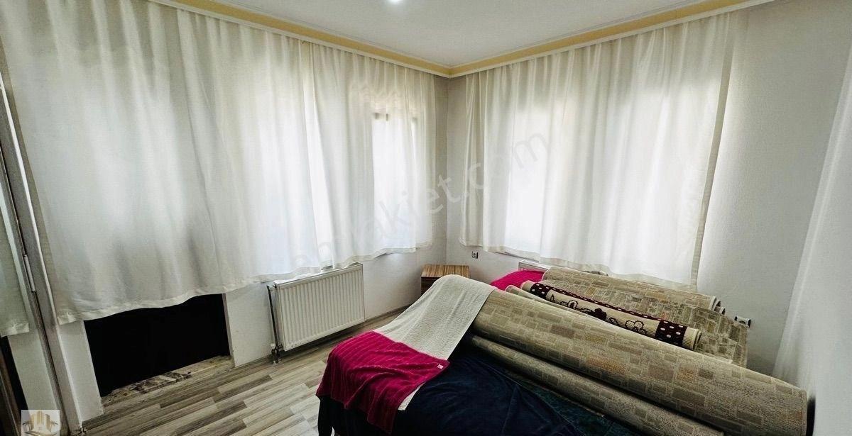 Yuvam Gayrimenkul'den Ata Caddesi Micros Yakınlarında Satılık 3+1 Daire - Görsel 5