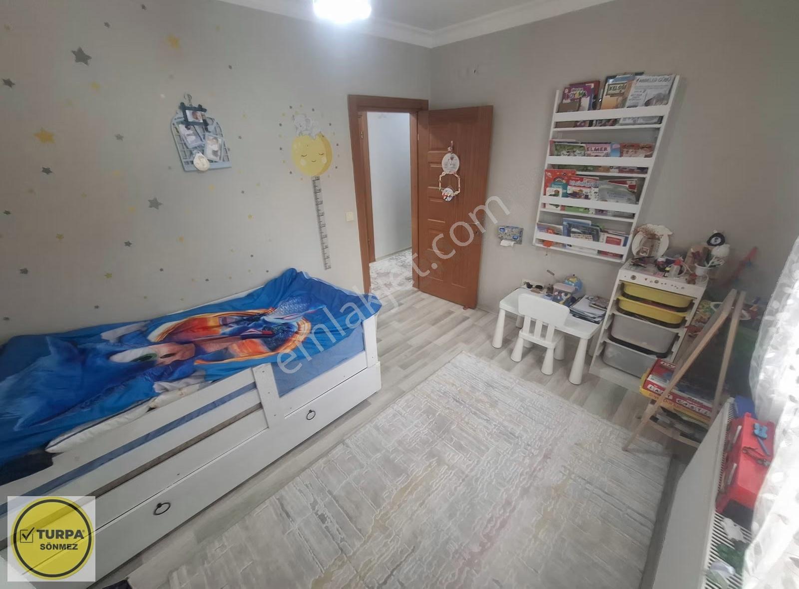Turpa Sönmez'den Yüksek Giriş 3+1 Daire, 106m², Merkezi Konumda - Görsel 4