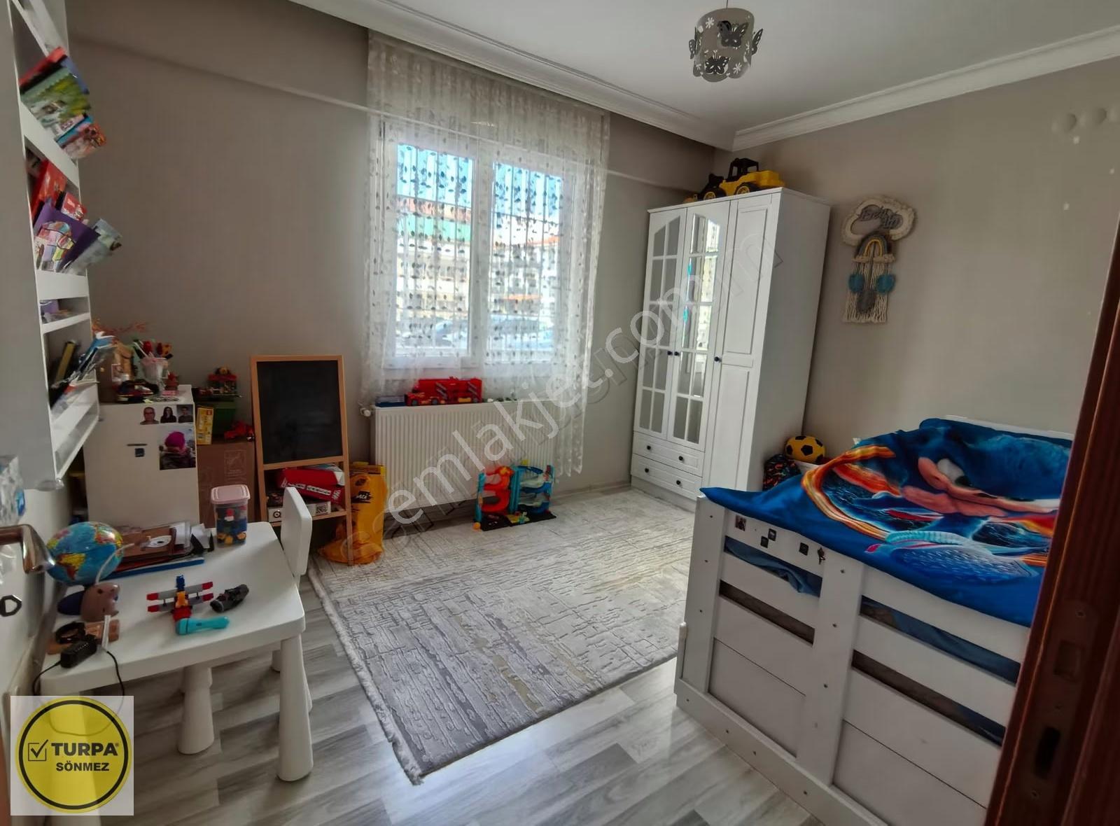 Turpa Sönmez'den Yüksek Giriş 3+1 Daire, 106m², Merkezi Konumda - Görsel 26