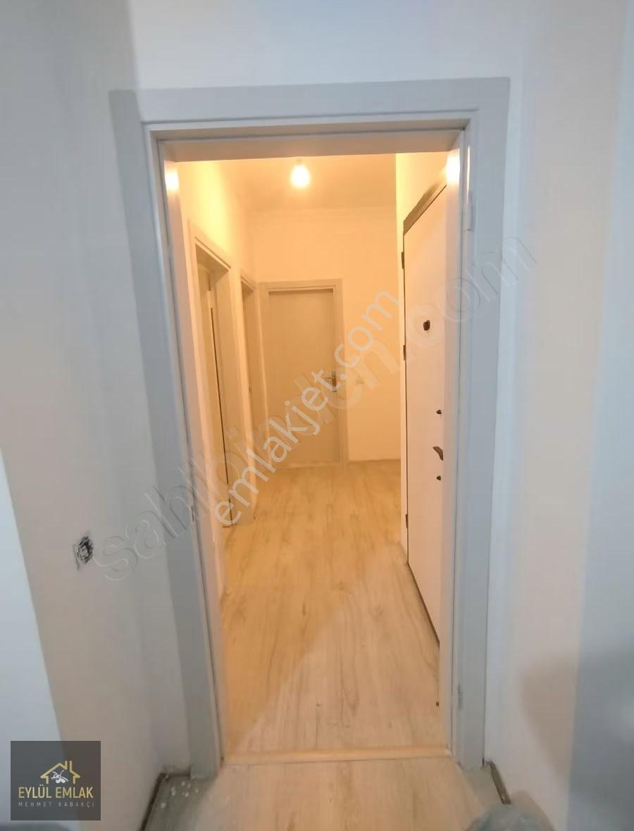 Mumcularda Kiralık 2+1 Orta Kat Daire Eşyasız - Görsel 18