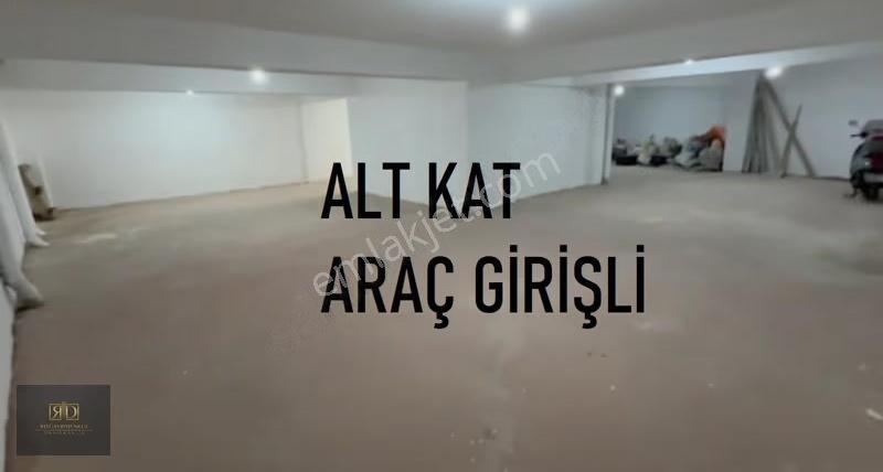 Rd'den Sultangazide Köşe Başı 3 Katlı Kurumsala Uygun Dükkan - Görsel 22
