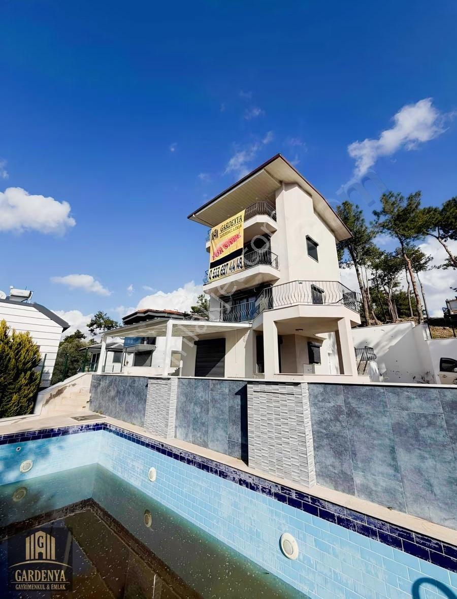 Full Deniz Manralı 900 M2 Arsa İçerisin De 6+2 Müstakil Villa - Görsel 19