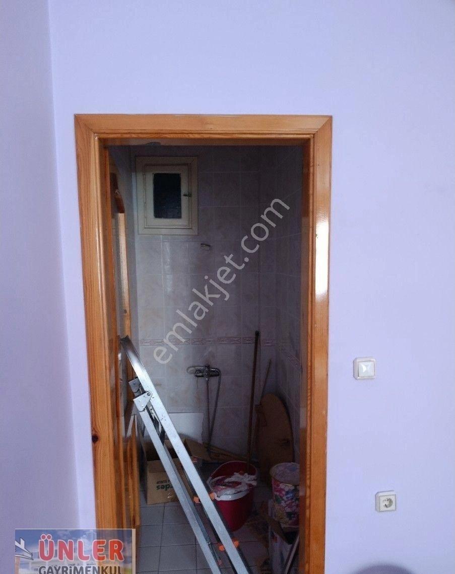 Eti Mahallesi Çiniliköşk Apt Satılık Geniş Komforlu Daire Kilerli Açık Otoparklı - Görsel 14