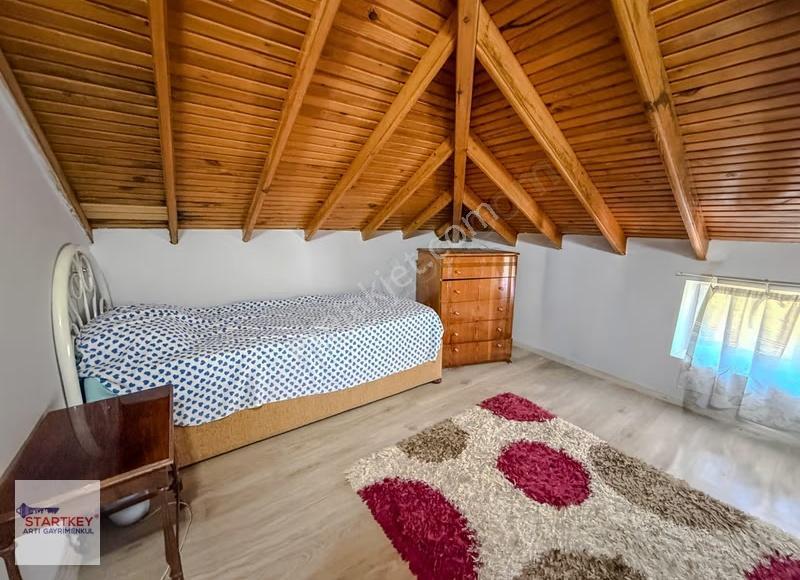 Çeşme Altınkum Öz Pırlanta Sitesi 4+1 Tripleks Satılık Villa - Görsel 17