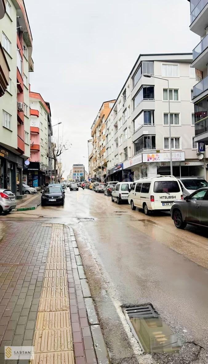 Beşevler Merkezi Lokadyonda Devren Satılık Erkek Giyim Mağaza - Görsel 23