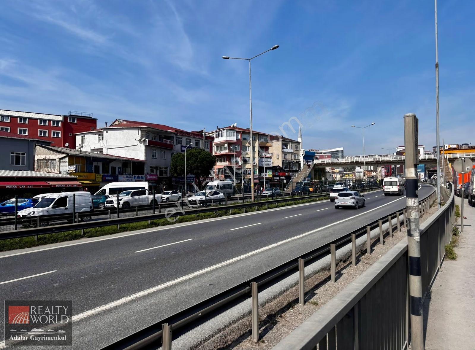 Pendik Kaynarca Metro Çıkışı E5 Üzeri Kiralık 240 M² Plaza Katı - Görsel 13