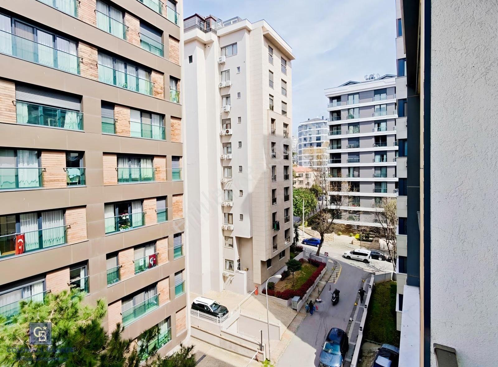 Bağdat Caddesine Yakın Göztepe'de 3+1 Balkonlu Kiralık Daire