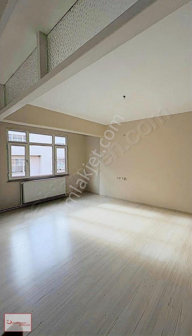 Uğurman Emlak'tan Kapalı Pazar Karşısı Ara Kat Kiralık 2+1 Daire - Görsel 14