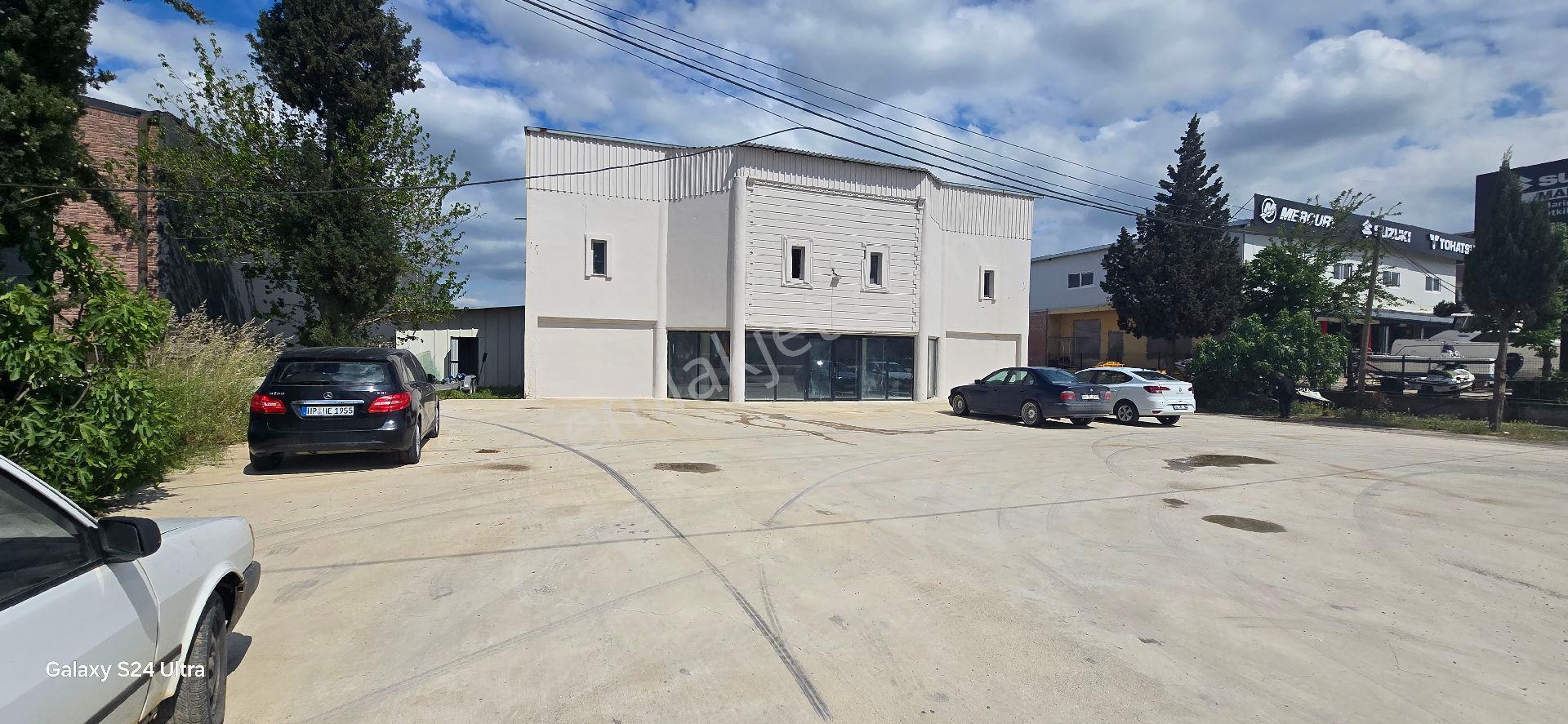 Menderes Ana Cadde Üzeri 1600 M2 Kapalı Kiralık Depo - Görsel 2