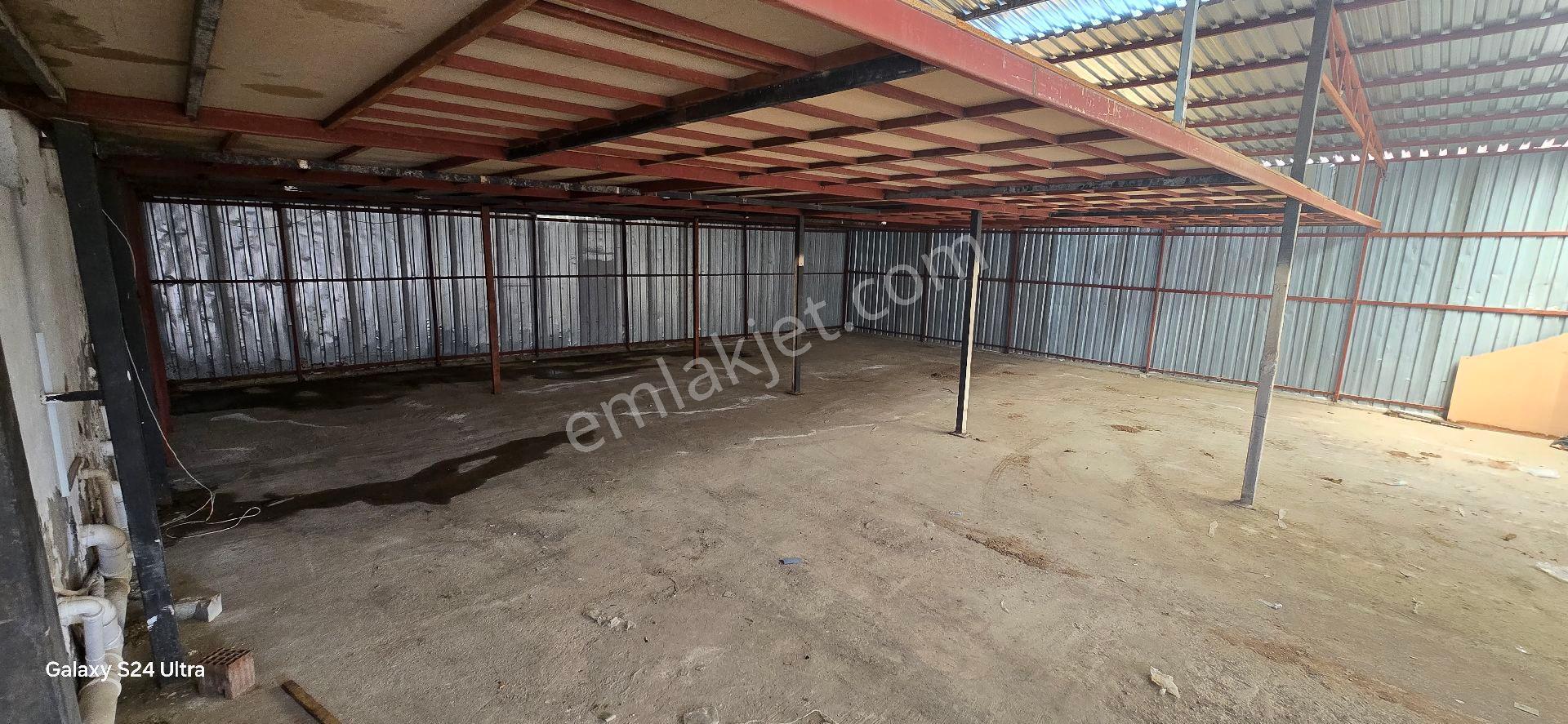 Menderes Ana Cadde Üzeri 1600 M2 Kapalı Kiralık Depo - Görsel 18