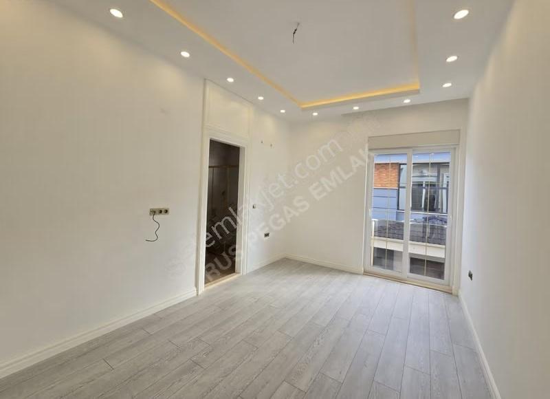 Döşemealtı Yeşilbayır'da 5+1 Müstakil Lüks Villa - Görsel 24