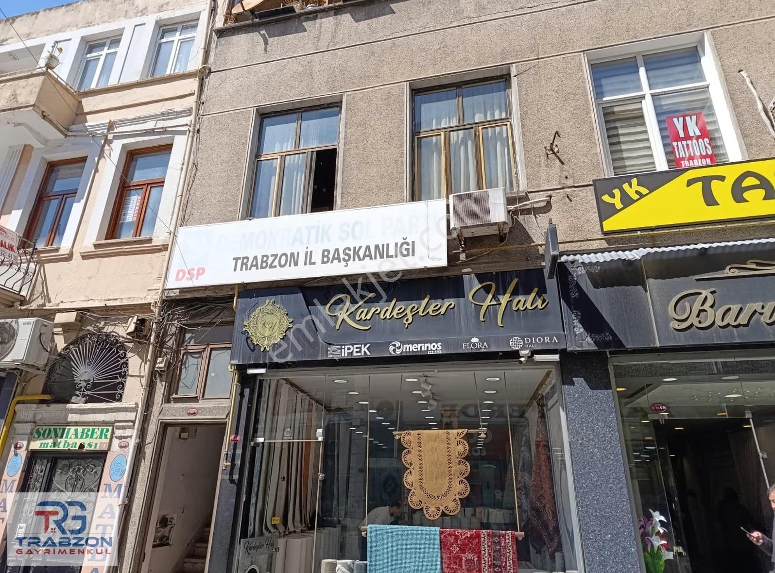 Trabzon Merkez Caddeye Cepheli Satılık Ofis