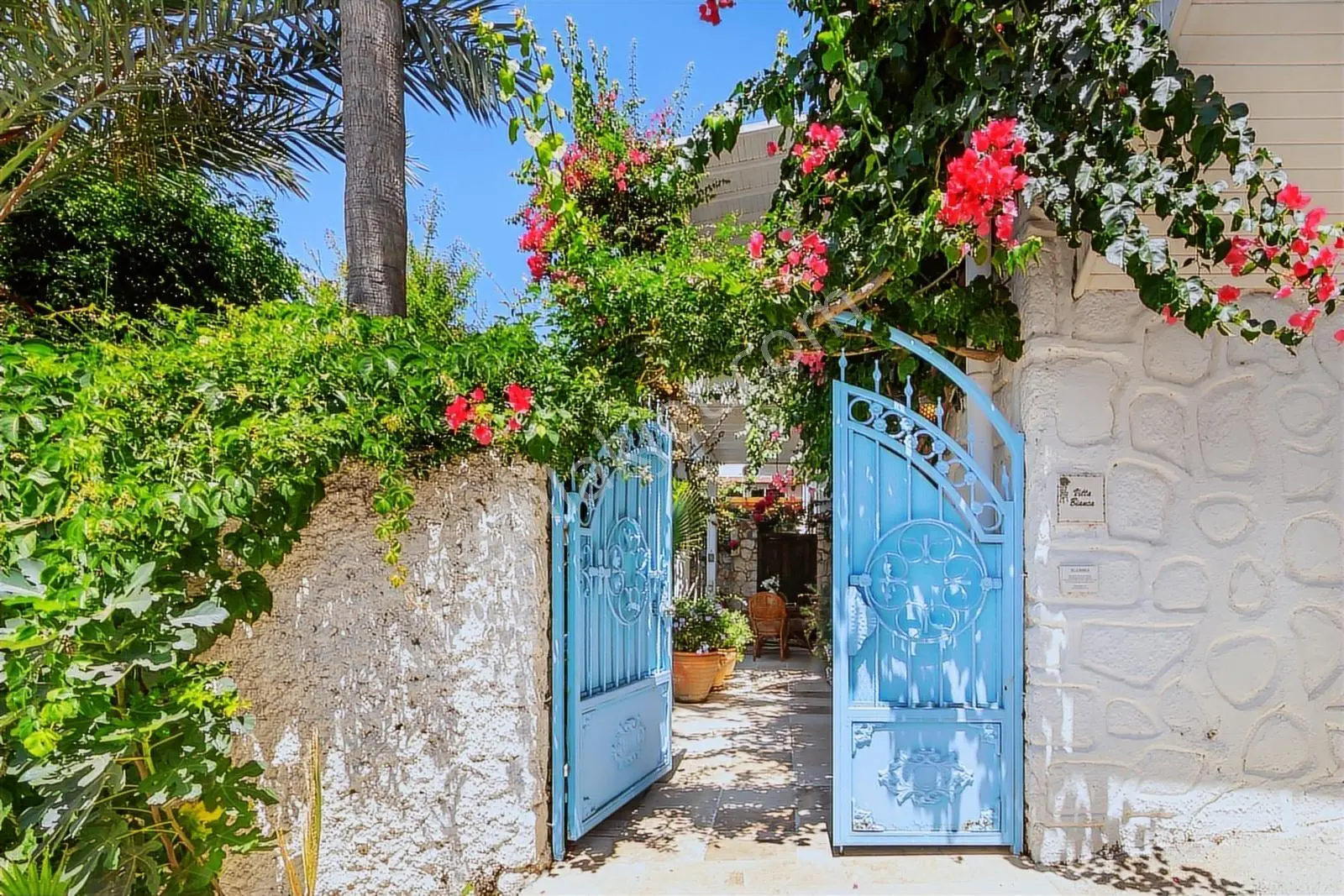 Kalkan Köy İçinde Bahçeli Ve Jakuzi Havuzlu 3+1 Villla - Görsel 2