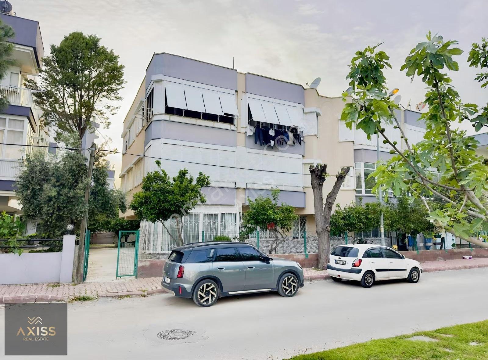 Güzeloba Merkezde 3+1 Geniş Daire Denize 800m Kaçırılmaz Fırsat
