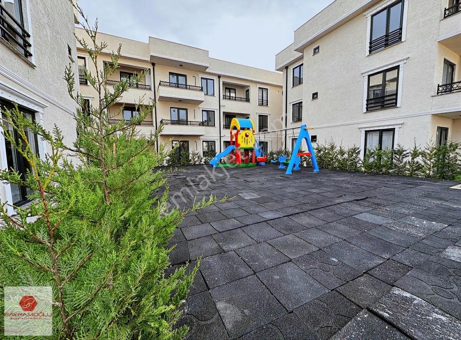 Karasu Da Modern Bir Sitede Sıfır Daire - Görsel 3