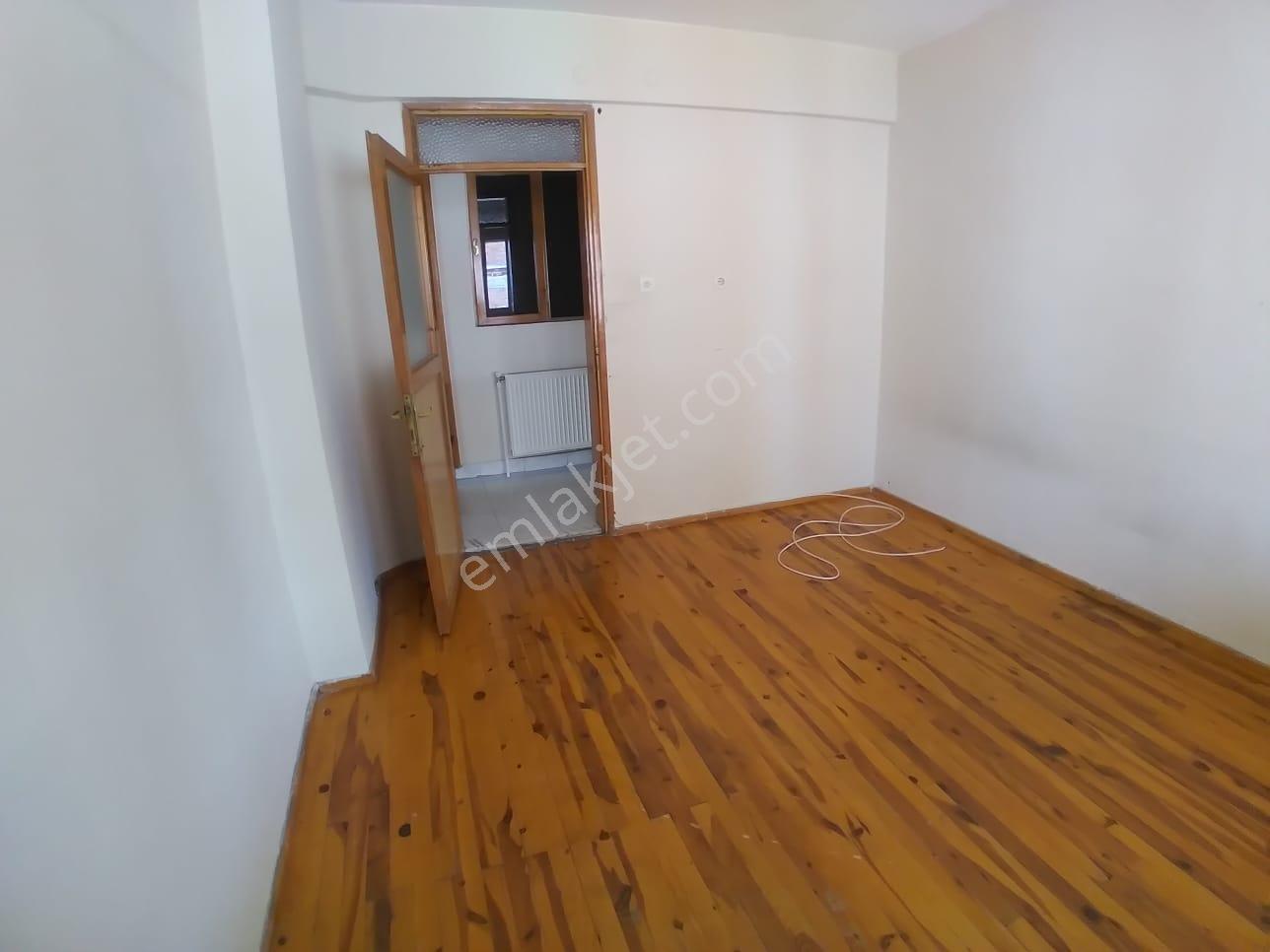 Ender Uysal Gayrimenkulden Kınıklı Mahallesin De Foruma 1 Dakka Kiralık Arakat Daire.... - Görsel 9