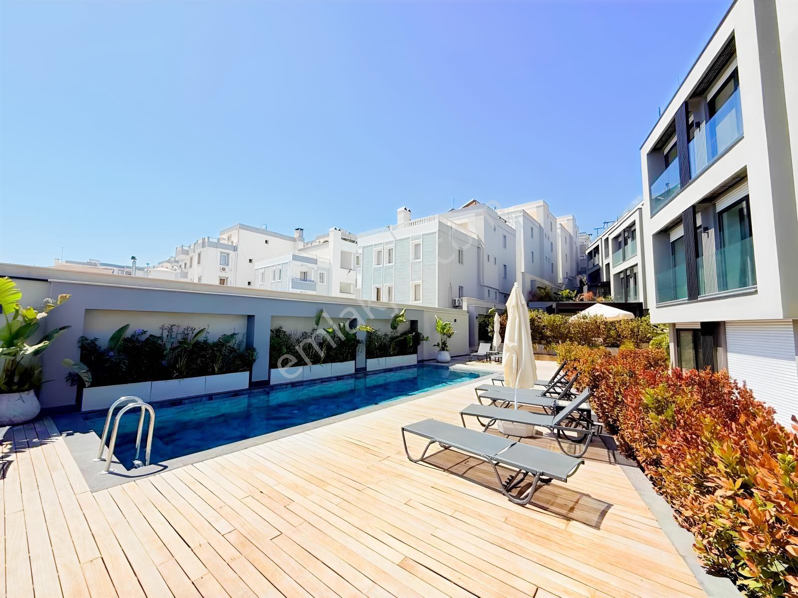 Bodrum Bitez Asarlık Özel Plajlı 2+1 Eşyalı Lux Rezidans - Görsel 2