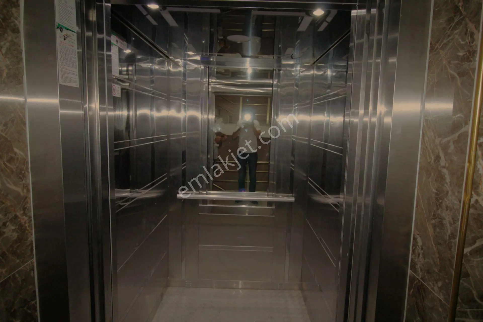 Aksaray Aratol İstiklal Mh Park Life Sitesinde Satılık 1+1 Daire - Görsel 3